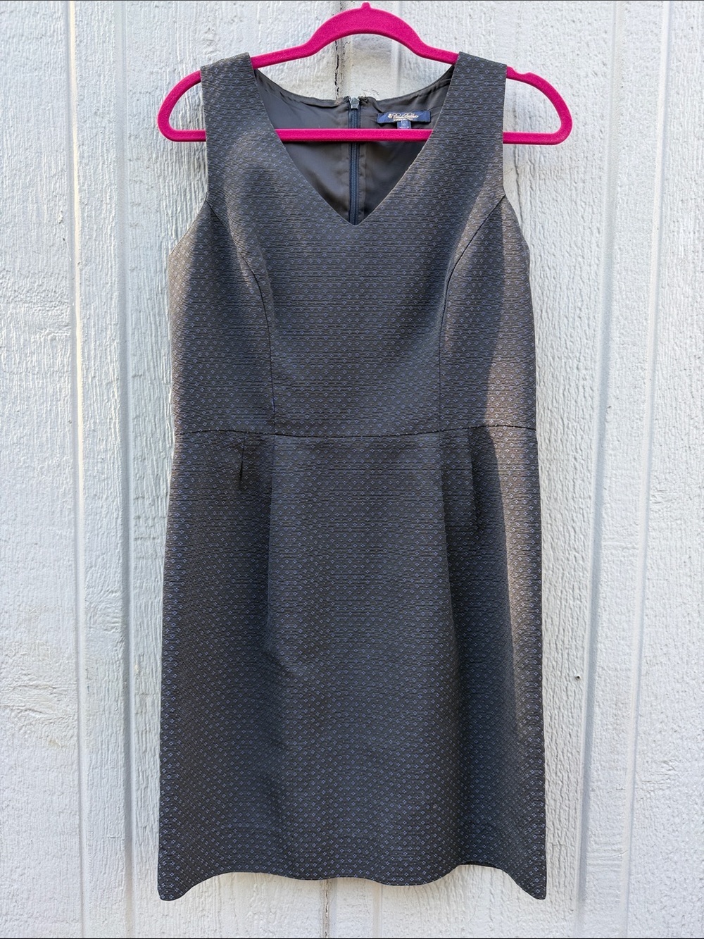 Brooks Brothers Classic Black Sleeveless V-Neck Sheath Dress - Picture 1 of 7